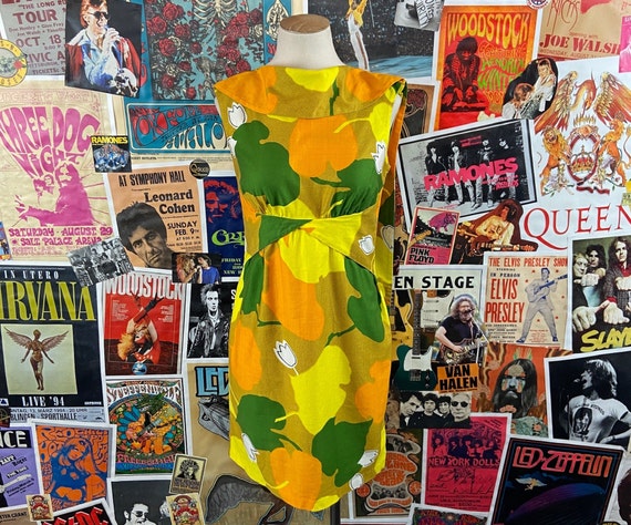 Vintage Women's 60s Yellow Tropical Tiki Paradise… - image 1