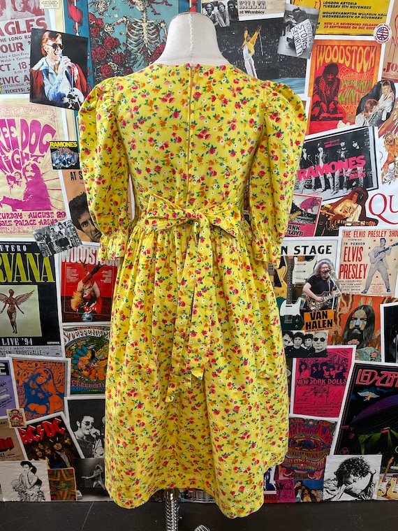 Vintage Girls Kids 80s Yellow Floral Flower Print… - image 4