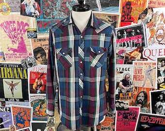 Vintage Mens 90s Blue Purple Plaid Wrangler Pearl Snap Western Rodeo Button Up X-Long Tails Cowboy Shirt Large All Cotton