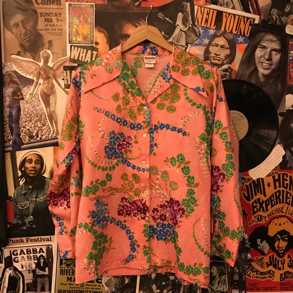 Vintage Women's 1970s Groovy Pink All Over Floral