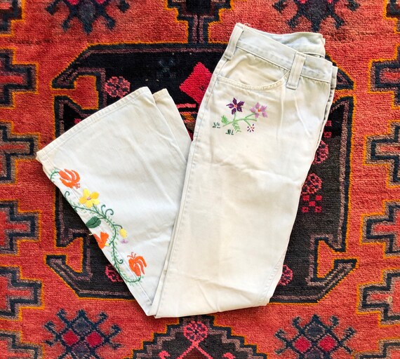 Vintage 1970s Women’s Lee Floral Embroidered Denim