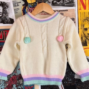 Vintage Toddler Girls Kids 80s-90s Cream Pink Purple Blue Pastel Knit Pom Pom Puff Pullover Crewneck Jumper Sweater 2T Retro Spring