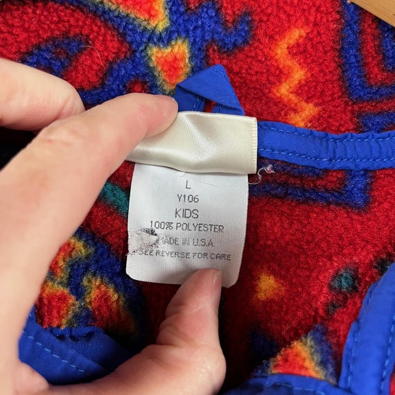 Vintage Kids 90s Red Gecko Print L.L. Bean Fleece Quarter