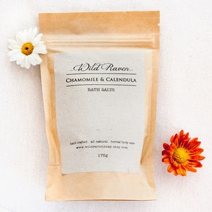 Chamomile Bath Salts / / All Natural Vegan Ingredients / / Relax & Unwind Luxury Body Spa image 3