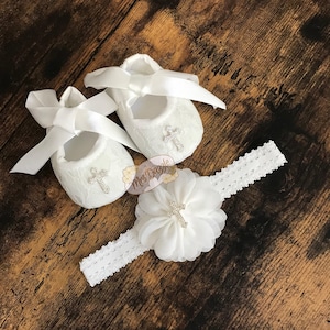 Zapatitos para Niño Burbvus Zapatos Bebe Blancos o Marfil Bautismo o  Bautizo Modelo B020 Zapatitos para Ropones de Bautizo -  México