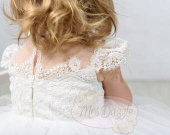 Flower girls dress,white flower girl dress, Lace flower girl dress,rustic wedding flower girl dress,country flower girl,lace baby dress