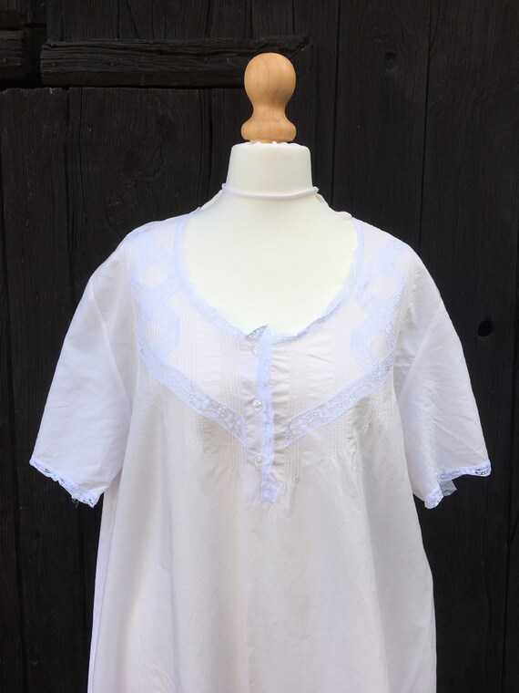 Vintage NIGHTGOWN Cotton Lace Victorian Style Nigh