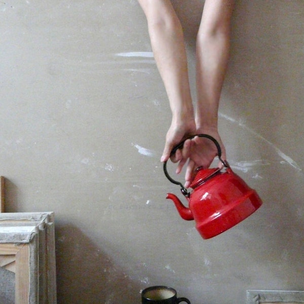 Vintage Polish Enamel Tea Pot. Houswarese Enamel Tea Pot.  Red Enamel Pitcher. Kitchen decor. Red Kettle.