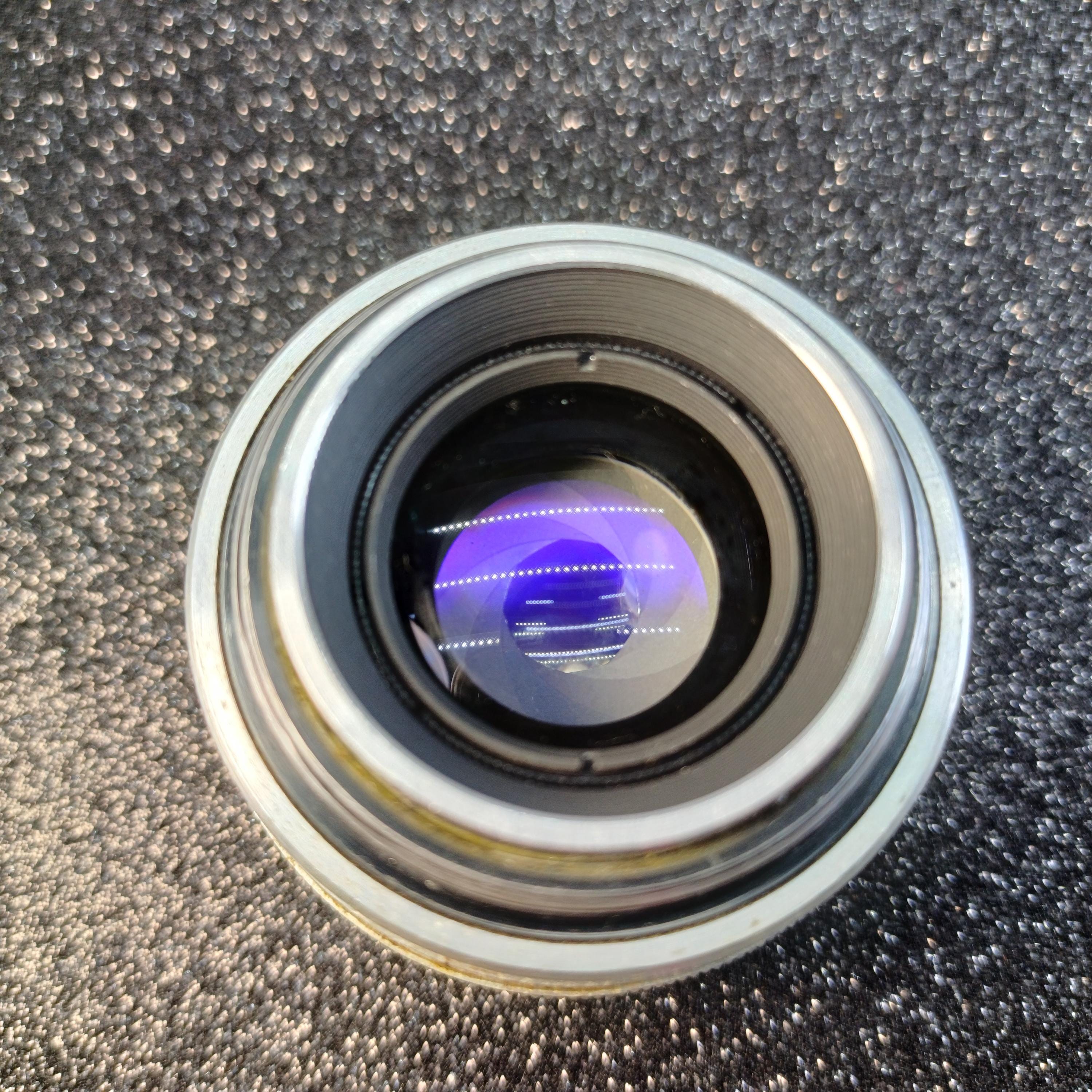 Jupiter-8 50mm f/2 レッド Pレンズ – ヴィンテージ ソビエト M39