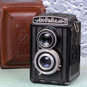 ルビテル２ ソビエト製 6×6判 2眼レフ ルビテル2 ソビエト製 6×6判 2眼レフ lubitel2-1.jpg