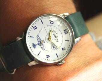 Pobeda Pilot Aviator Mechanical Watch USSR Vintage 1980s Hand-Wind 36mm Mens Wristwatch