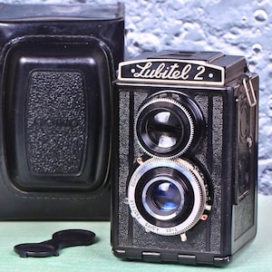 LOMO Lubitel-2 6x6 TLR Camera Vintage Soviet Medium Format Film Camera