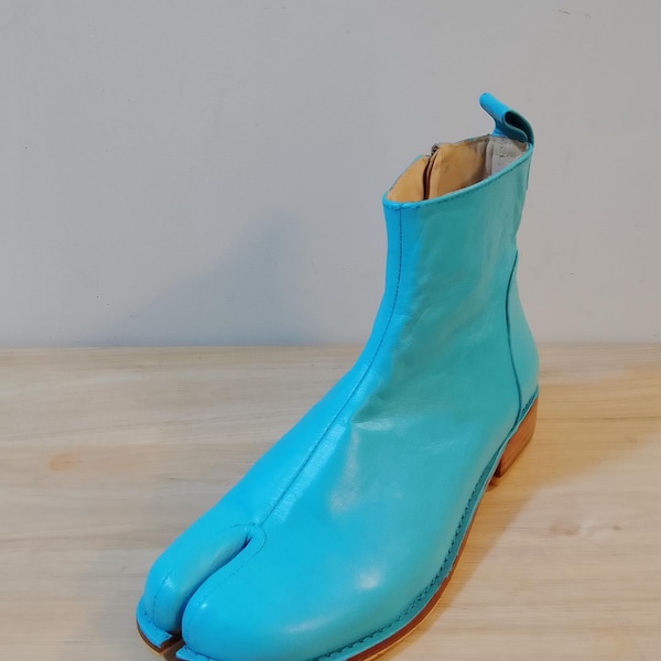 Black Split-Toe Tabi Ankle Boots