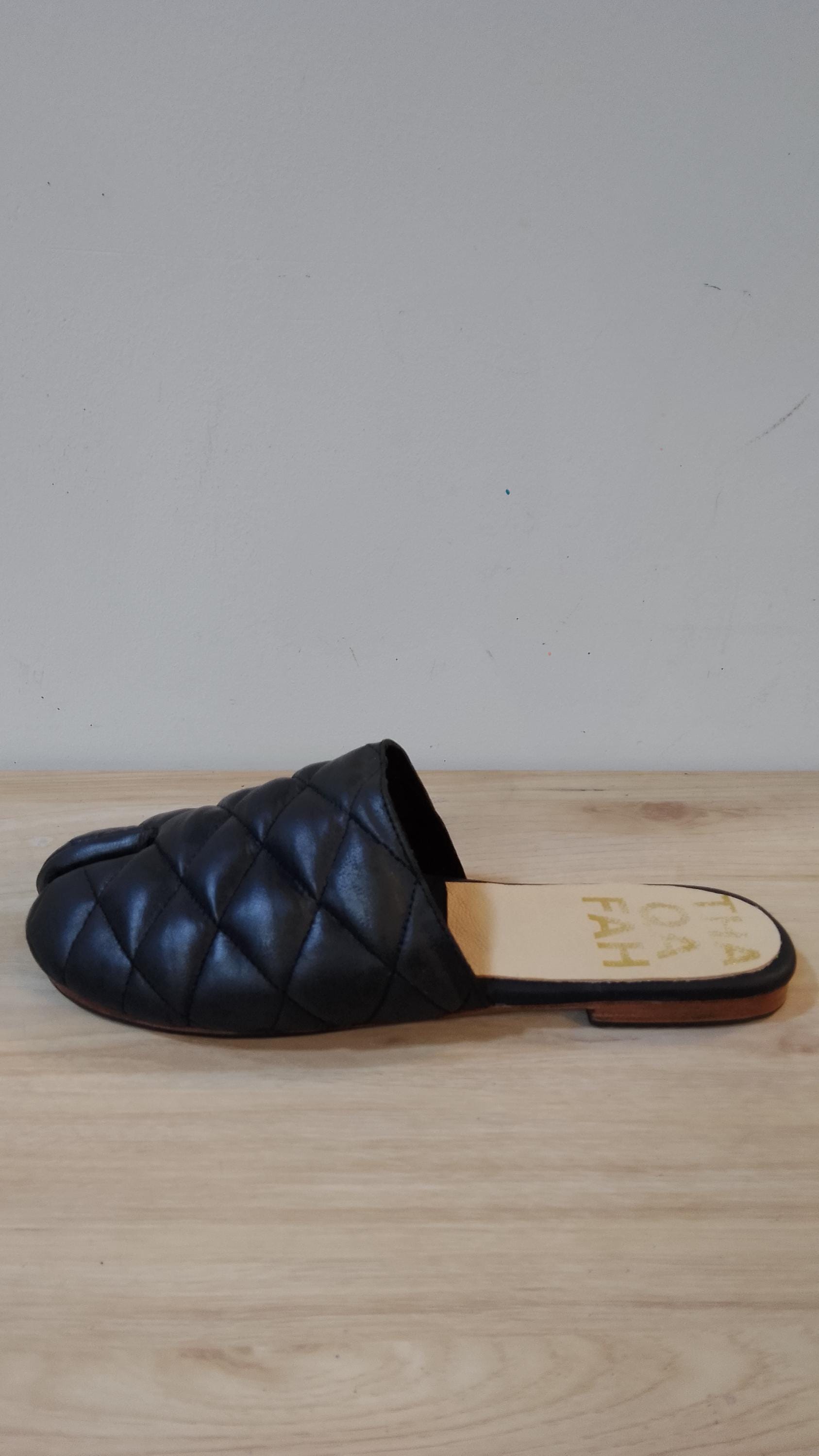 TABI’ MULES TABI SWIPER MULES – TOMBOGO