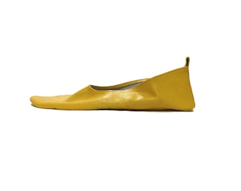 Handmade ballet flats, Leather Slip on shoes, Travel Shoes (Mustard)