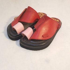 Saudi sandals, Arabic sandals, traditional sandals