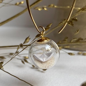 Orecchini in argento bagnati nell'oro giallo con barchetta di carta, orecchini con barchetta origami