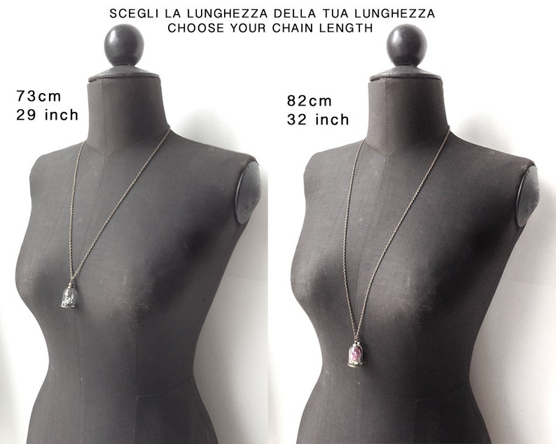 Long necklace with dried flowers