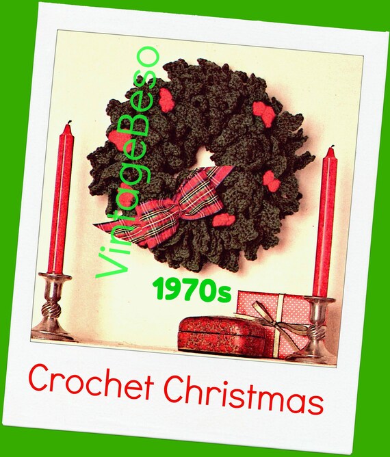Christmas Crochet Pattern • Wreath Crochet Pattern • Retro 1970s Festive Wreath with Holly Berries • Watermarked PDF Only