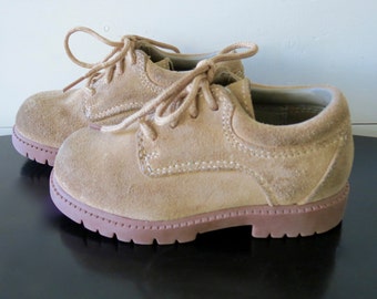boys wingtips