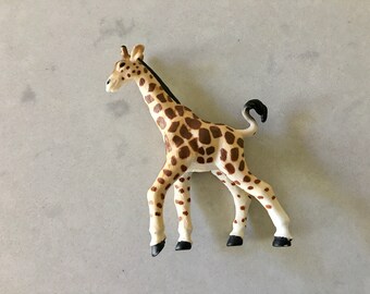 small safari animal figurines