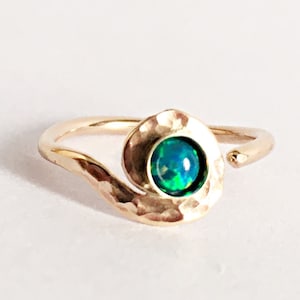 Conch Earring Hoop Opal, Conch Hoop 14k Gold, Piercing Jewelry Conch, Opal Piercing Ring, Opal Conch Piercing Earrings, 14K Conch Ring 16g