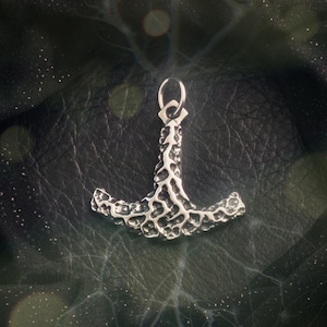 Ukonvasara, the electrified hammer pendant, 925 sterling silver, vikings, Finnish, thunder god, Ukko, stone axe, magic, mjölnir, Thor