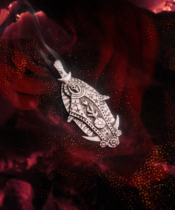 Santa muerte pendant sterling silver deals