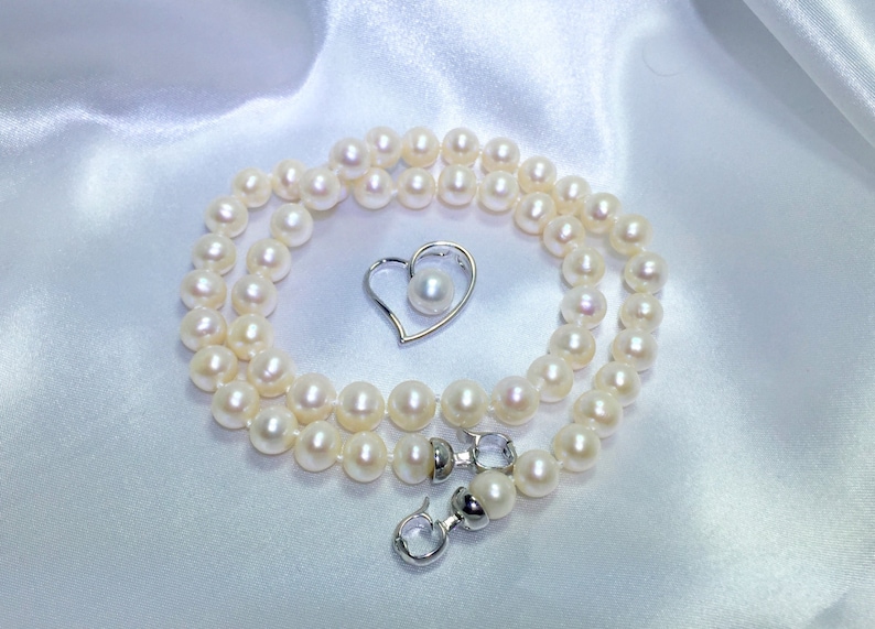 Clever Transforming Pearl Necklace Freshwater Pearl Necklace /& Pendant Elastic Heart Detachable Heart Pendant