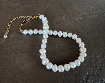 Richmond - 12” Short Pearl Choker - Freshwater Pearls