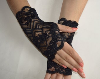 Mitaines sans doigts dentelle noir gants gothique romantique vintage soirée  chic victorien