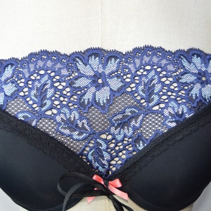 Bottom panel neckline Lace bra insert surgery insert cover removable strap navy ivory lace cover bleu multicolore