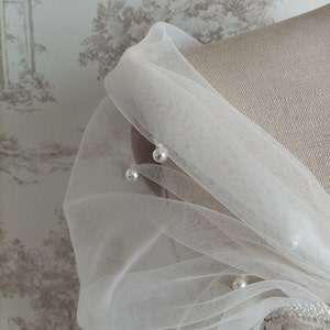 Detachable tulle sleeves removable ecru pearly pearl wedding dress shoulder strap bridal neckline