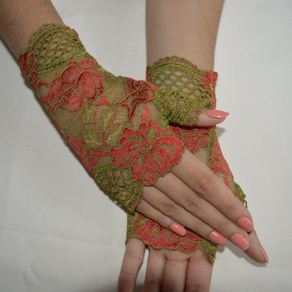 Mitaines sans doigt ou Gants Mitaines dentelle lycra vert rouge coquelicot fleuris  soirée accessoire