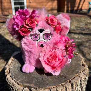 Vintage Furby 1998 | Tiger Electronics | Pink Wolfie &quot;Bella&quot; Custom Furby | BoneBurrow | NONWORKING