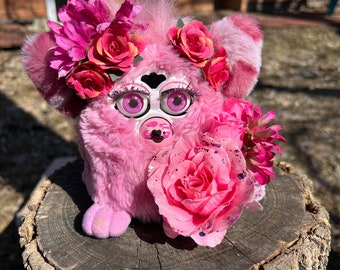 Vintage Furby 1998 | Tiger Electronics | Pink Wolfie &quot;Bella&quot; Custom Furby | BoneBurrow | NONWORKING