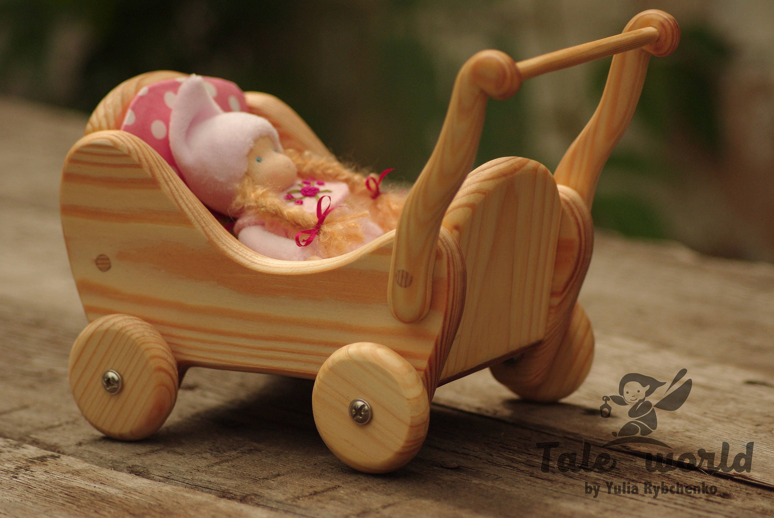 Landau pour poupée en bois avec literie : meubles de maison de poupée,  accessoires de poupée, poussette en bois faite main pour poupées de 5 à 9  pouces -  France