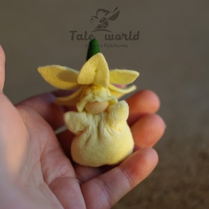 Waldorf flower child, Daffodil Waldorf doll, tiny little flower child art Waldorf doll