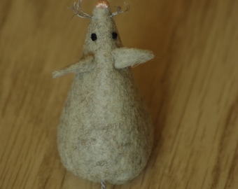 Felt mouse figurine - eco friendly mouse gift
