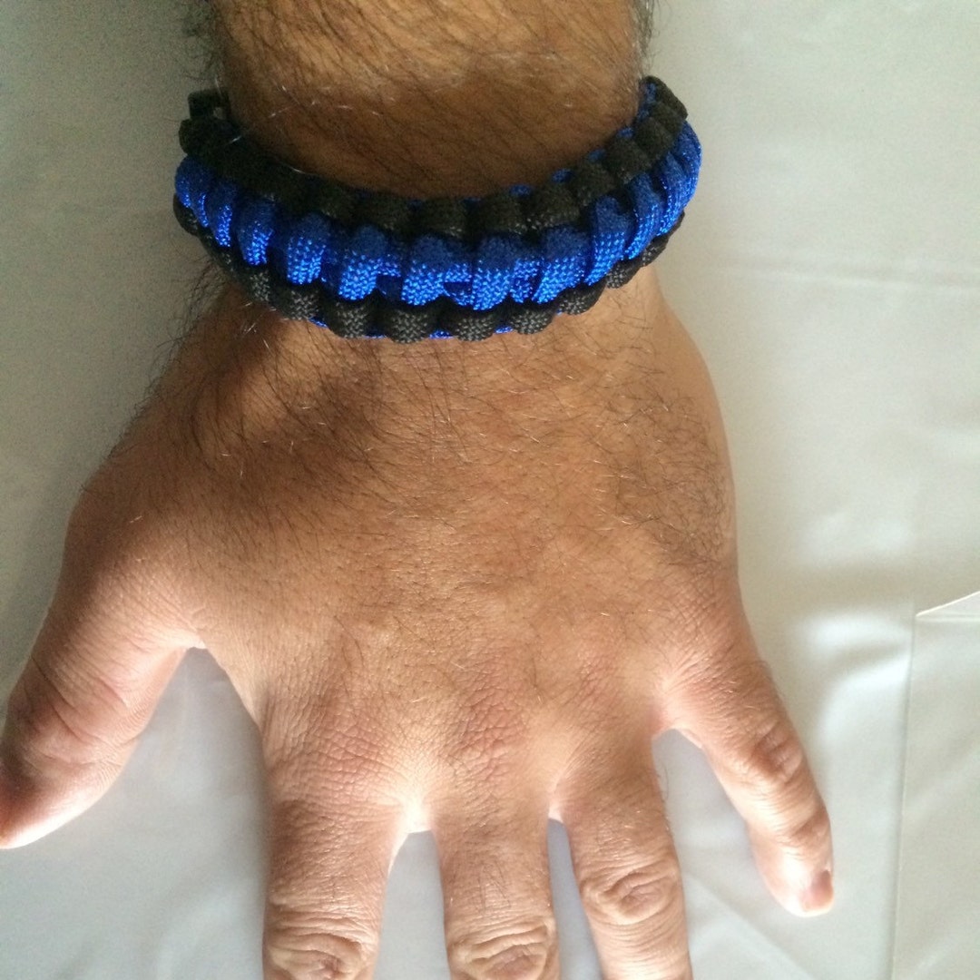 Thin Blue Line Handmade Paracord Bracelet Law Enforcement Police First  Responder : Handmade Products - Amazon.com