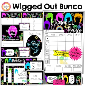Puede incluir: Un conjunto de tarjetas de juego imprimibles para una fiesta "Wigged Out Bunco". Las tarjetas presentan un esquema de color rosa neón, verde y azul sobre fondo negro. Las tarjetas incluyen una hoja de conteo de mesa, una hoja de registro, una tarjeta de jugador fantasma y una tarjeta de puntuación. Las tarjetas también presentan una variedad de gráficos divertidos y caprichosos, incluyendo pelucas, dados y cócteles.