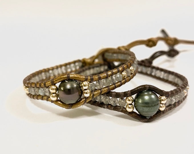 Featured listing image: Labradorite + Tahitian Pearl Bracelet