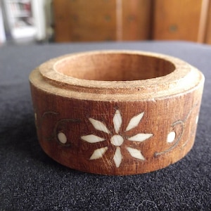 Wooden sphere stand,Finished sealed, handcarved,inlaid brass shell,made in India,egg stand, Fits small to large spheres and eggs