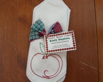 Artsy Apple Napkins Thanksgiving Design Hand-Embroidered Cloth