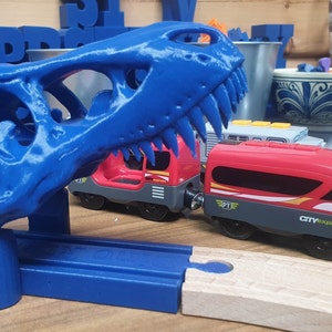 Wooden Train Track - Dinosaur T-Rex Skull Track (Brio-Ikea-Aldi-Thomas)