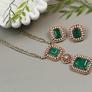 Collana doppietta verde smeraldo, collana Paraíba smeraldo, collana doppietta, collana CZ / gioielli statement Collana doppietta verde
