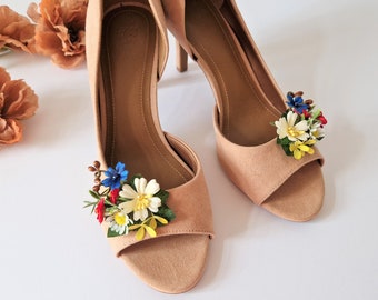 Clips para zapatos con flores, clips para zapatos con flores rojas y azules, inspiración nupcial, clips para zapatos azul marino, fiesta de bodas, clip de zapatos