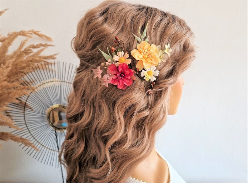Summer floral hair pins, Wedding flower accessories, Hawaii wedding inspiration, Flower pins, Bridal headpiece, Hair clips, Fleurs Cheveux image 3