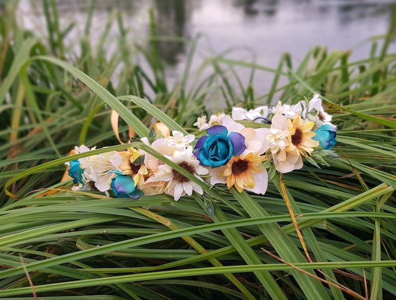 bridal tiara flower crown autumn bridal accessories daisy headband BLUE TIARA wild daisy hair piece garden wedding blue headpiece