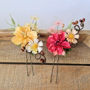Summer floral hair pins, Wedding flower accessories, Hawaii wedding inspiration, Flower pins, Bridal headpiece, Hair clips, Fleurs Cheveux image 4